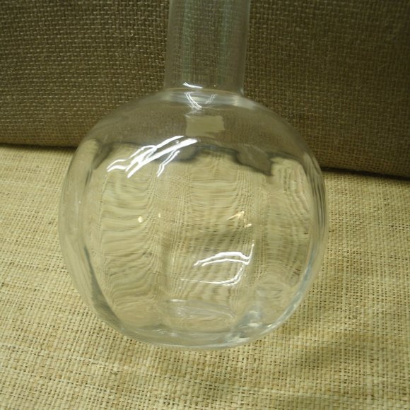 Vintage Viking Art Glass Blown Vase - Picture 16 of 16